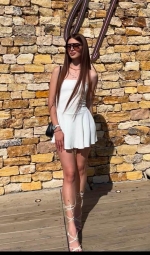 Escort Ibiza - AINOA - Ibiza Tops